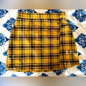 Hollister check-print skirt, Medium, back zip opening